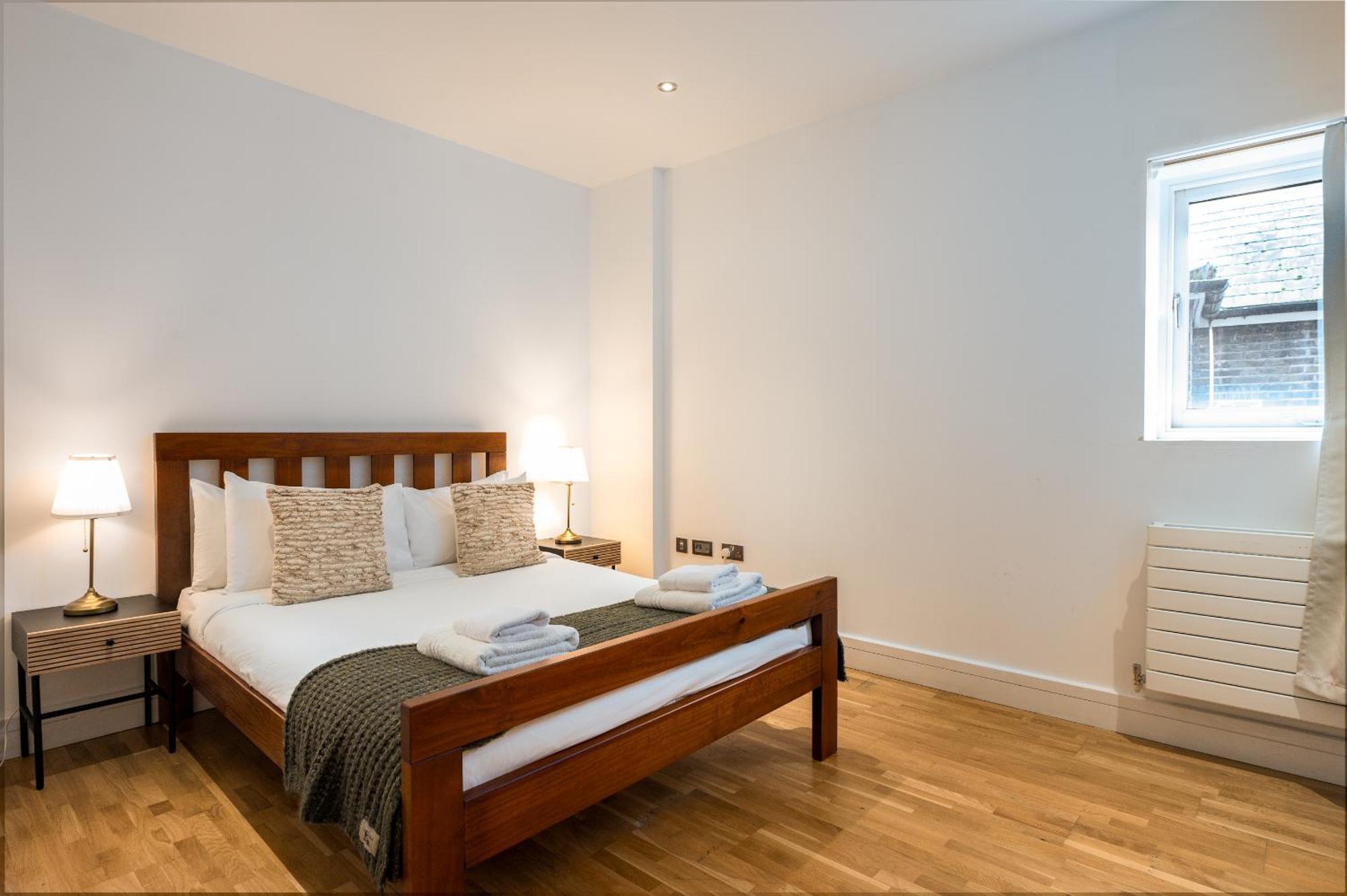 Hammersmith By Capital * Londra